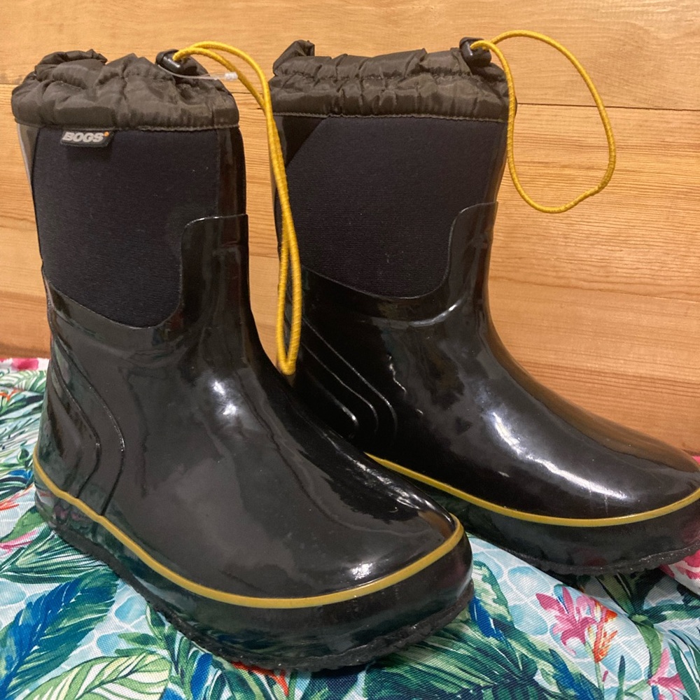 Boys/Unisex BOGS Winter Snow Rain Boots w/Drawstring - Sz 5 Youth